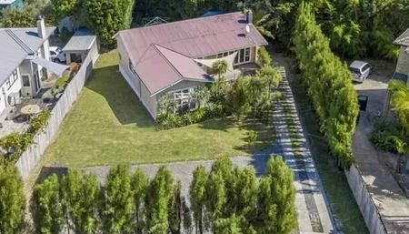 Spacious 4-Bedroom Family Home in Prime Forrest Hill Location - Photo 3