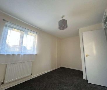 Fortescue Drive, Shenley Church End, MK5 - Photo 3