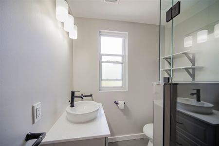 For Lease - 307 Old Weston Road, Toronto, Ontario - Photo 5