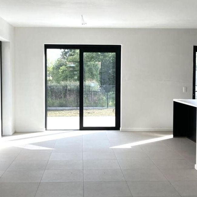 Eengezinswoning te huur in Olen voor € 1.250 met 3 slaapkamers - Photo 1