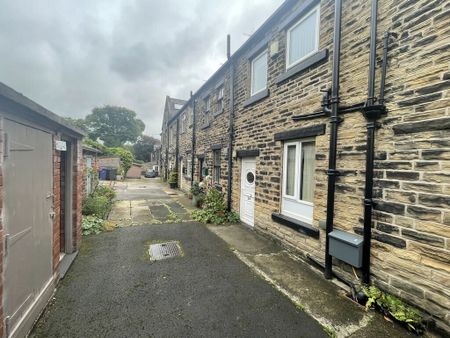 Ben Bank Road, Silkstone Common - Photo 2