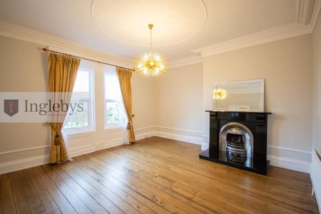 3 bedroom apartment to rent - Photo 3