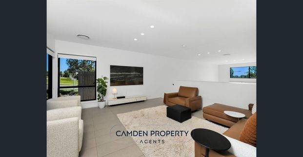 Family Home for Rent in Gledswood Hills - Photo 1