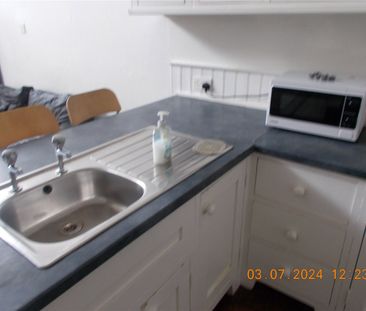 Student Properties to Let - Photo 2