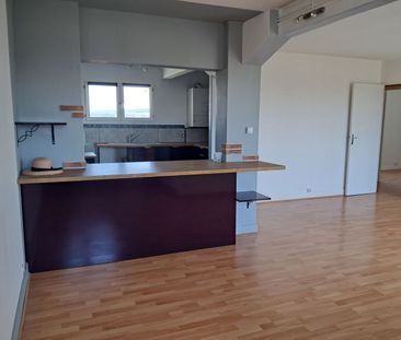 Location Appartement 3 pièces 71m² SENS 89100 - Photo 2