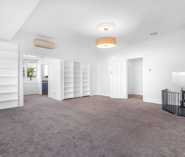 Renovated Family Home in Merivale - Photo 2
