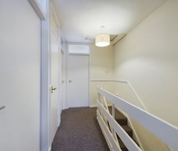 Room in a Shared House, London, SW8 - Photo 6