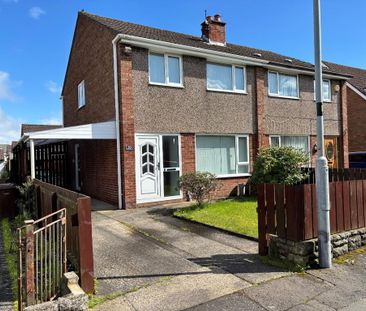 30 Queensway, Carrickfergus, BT38 7LA - Photo 2