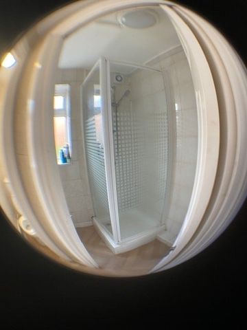 Room in a Shared House, Bedford Road, RG1 - Photo 5