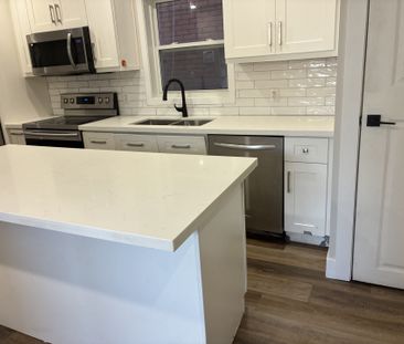 For Lease - 748 BARTON Street Unit# Unit 1, Hamilton, Ontario - Photo 1