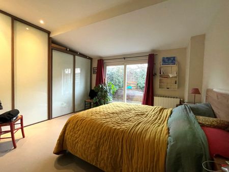 Location Appartement 5 pièces 102m² VALENCE 26000 - Photo 3