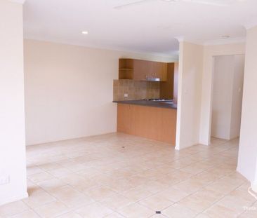 Two-story town-home positioned in the immensely popular Links compl... - Photo 1