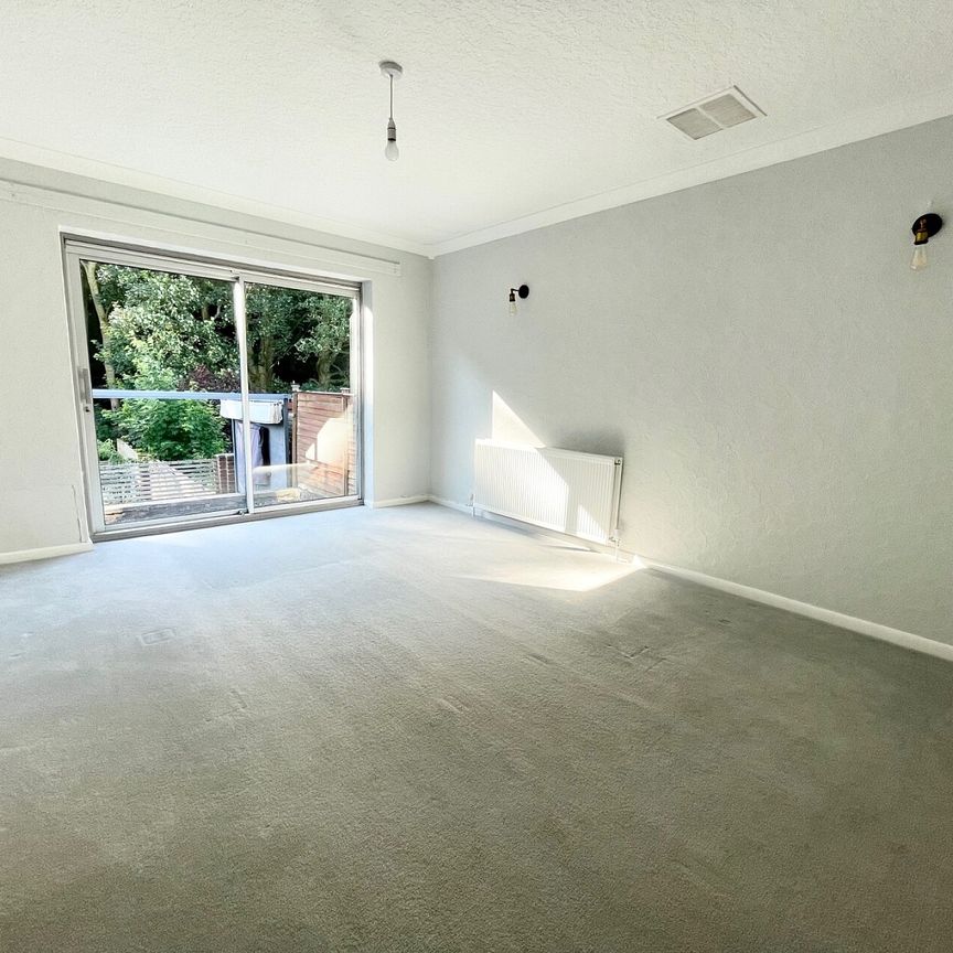 202 Stonelow Road, S18 - Photo 1