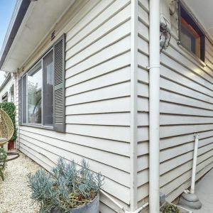 Charming 2-Bedroom Home in Prime South Yarra Location - Photo 2