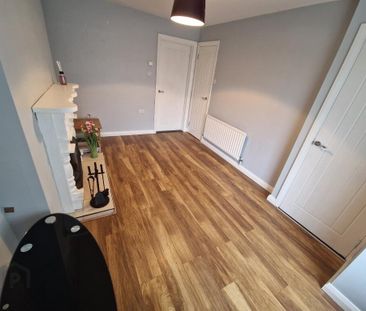 15 Daisyhill, Randalstown, BT41 3BZ - Photo 2