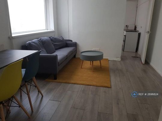 5 bedroom terraced house to rent - Photo 1