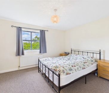 17 Clarendon Quay, Clarendon Dock - Photo 6