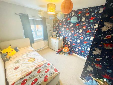 4 bedroom detached house to rent - Photo 5