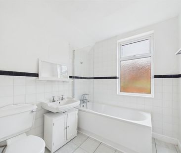 2 BED Terraced House To rent - Photo 3