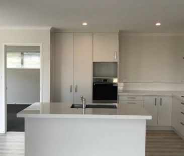 Near New - Cul de Sac Living - Available Now - Photo 5