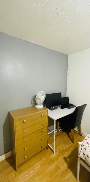 Room in a Shared House, Prince Of Wales Road, S2 - Photo 1