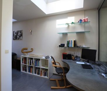 Zeer verzorgde woning met 2 slaapkamers - vlakbij het centrum van I... - Photo 5