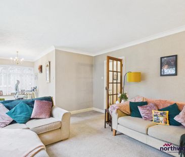 3 bedroom semi-detached house to rent - Photo 3
