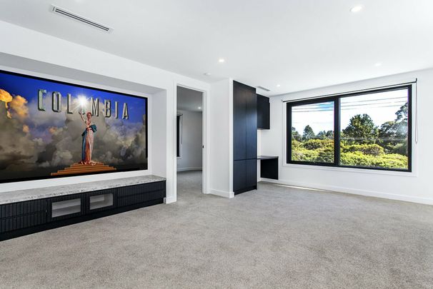 A Landmark Rental Opportunity in Mooroolbark - Photo 1
