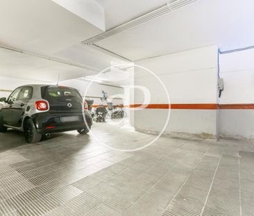 Penthouse for rent in Les Tres Torres - Photo 1