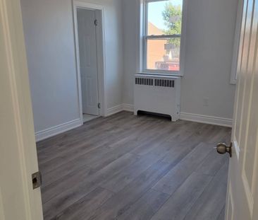 For Lease - 907 Barton Street Unit# 1, Hamilton, Ontario - Photo 2