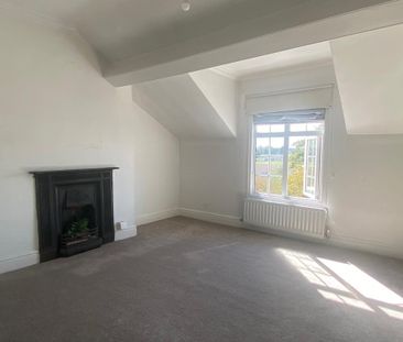 3 bedroom apartment to rent - Photo 2