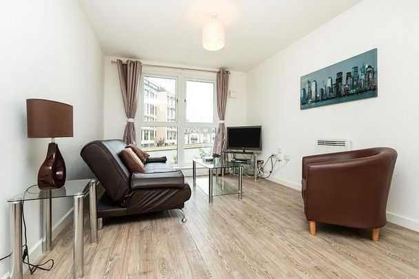 1 bedroom apartment to rent Nankeville Court, Guildford Road, Woking, GU22 - Photo 1