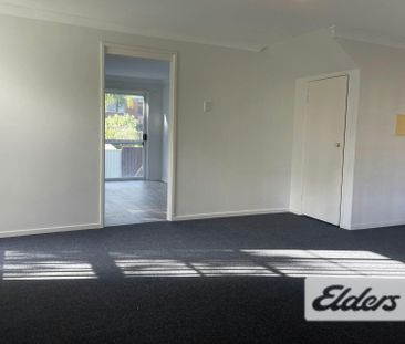 4 BEDROOM TOWNHOUSE - Photo 3