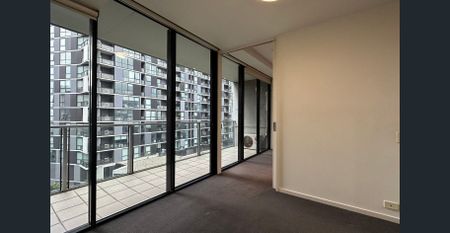 Living by the Harbour - Photo 5