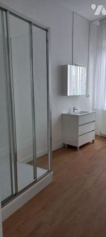 Dunkerque (59140) en Nord (59), emplacement valorisant pour cet appartement très lumineux refa... - Photo 5