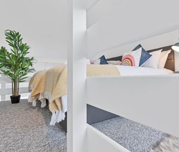 1 Bed Maisonette, Western Concourse, BN2 - Photo 2