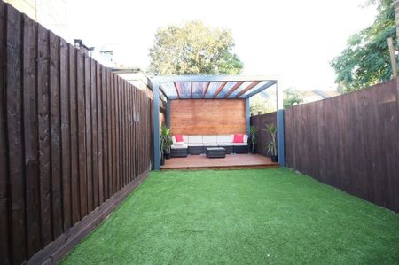 Room in a Shared Flat, Darwin Road, W5 - Photo 5
