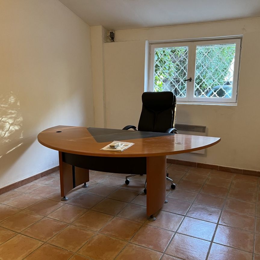 Bureau 4 pièces à louer Montpellier - 34080 / Réf: LP095-IMMOBILIAFR - Photo 1