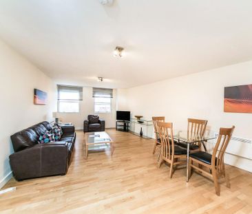 2 bedroom flat to rent - Photo 6