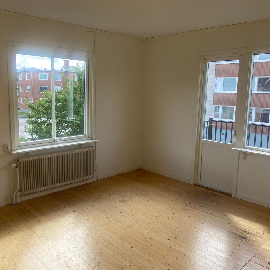 Östermalmsgatan, Katrineholm - Photo 1