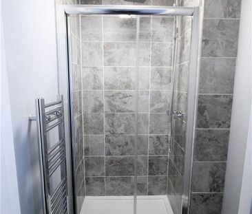 4 bedroom private hall to rent - Photo 5