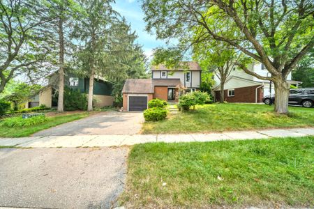 For Lease - 37 Ferman (Upper) Drive, Guelph, Ontario - Photo 4