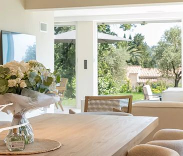 Maison à louer Valbonne - Village, Cote d'Azur, France10 000 EUR / ... - Photo 5