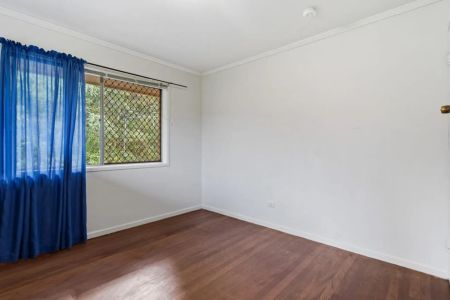 23 Roseglen Street, Greenslopes. - Photo 4