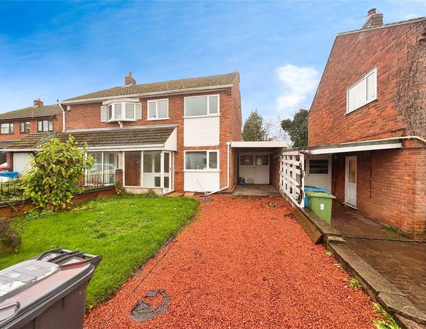 3 bedroom semi-detached house to rent - Photo 1