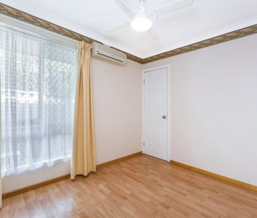 Family Home with Room for Boat or Caravan - Photo 5