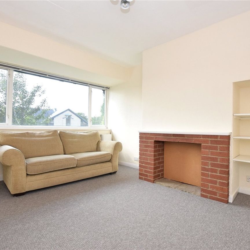 3 Bed Semi-Detached House, Kirkstall Road, LS4 - Photo 1