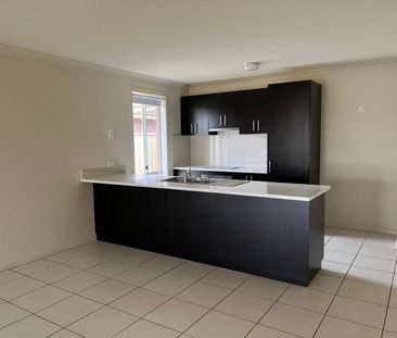 Spacious Four Bedroom Family Home. - Photo 6