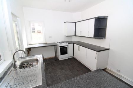 3 bedroom house to rent - Photo 2