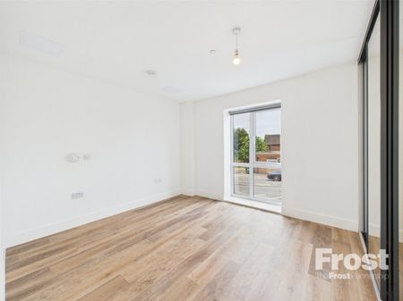 Bath Road, Slough, Berkshire,SL1 - Photo 4